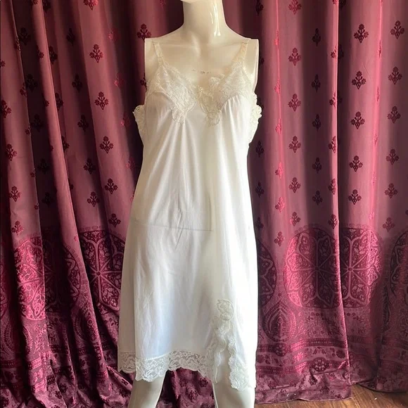 chinese dress ladies Vintage Sears Marabou Trim Robe & Chemise Set  Recess